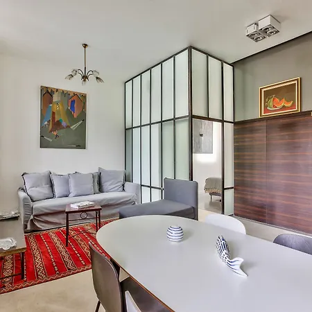 Apartment 45-atelier Buttes Chaumont *